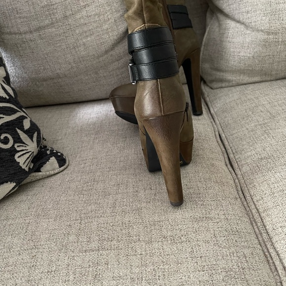 Jessica Simpson Alster platform boots - Picture 13 of 16